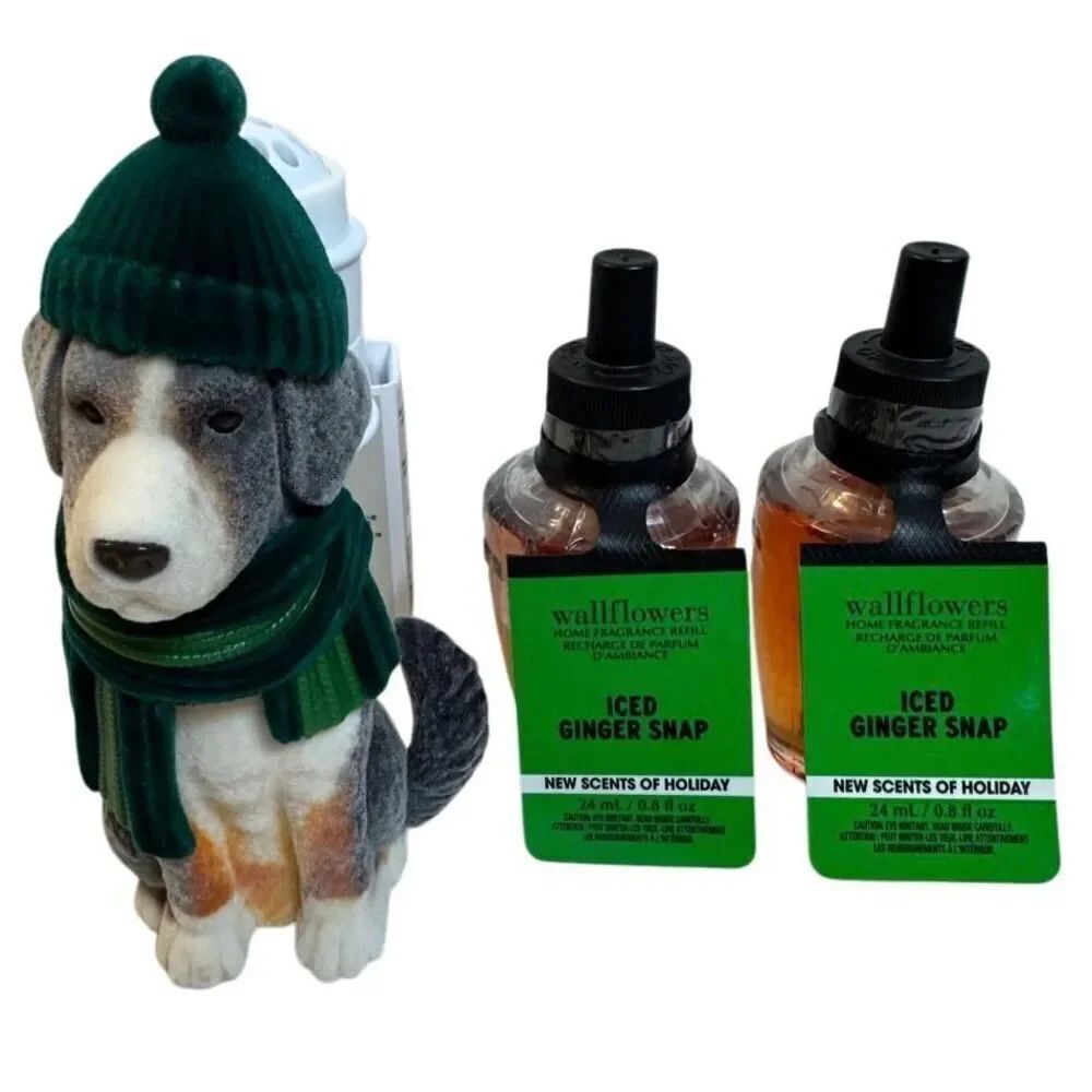 Bath and Body Works WINTER DOG WALLFLOWER and 2 ICED GINGER SNAPS Refills